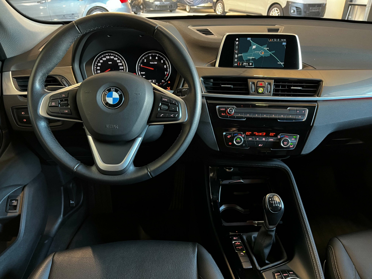 BMW X1 1.5i sDrive18  |CARPLAY,EL. KOFFERKLEP,CRUISE,NAVI Garage Nico Vanderheeren BV